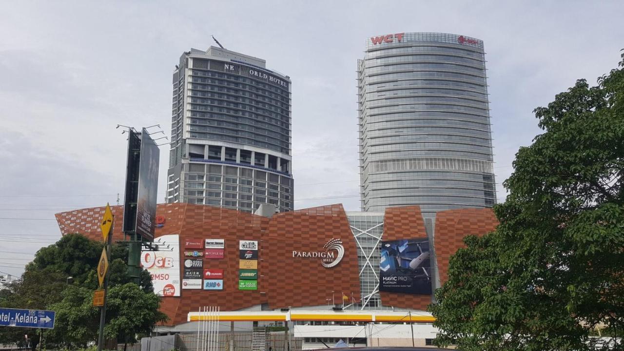 The Azure Residences * Kampong Baharu Sungai Way