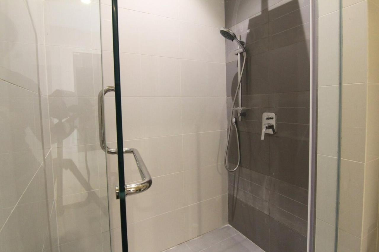 The Azure Residences Apartment Kampong Baharu Sungai Way