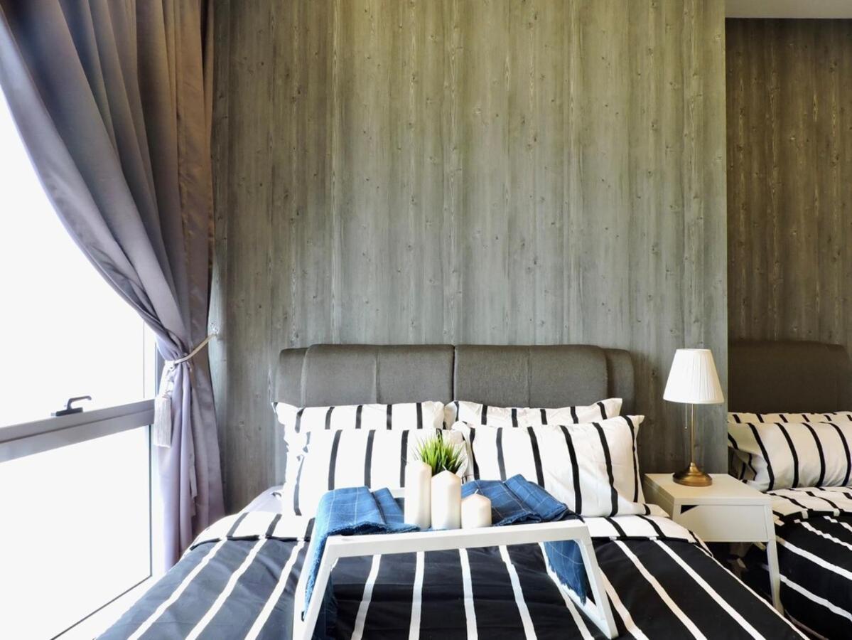 Apartment The Azure Residences Kampong Baharu Sungai Way