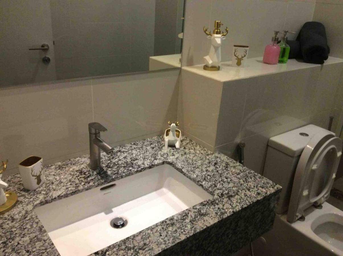 Apartment The Azure Residences Kampong Baharu Sungai Way