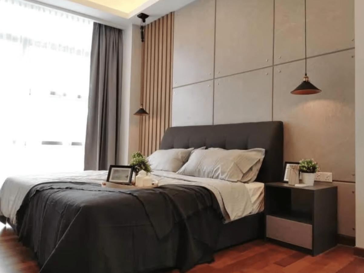 Apartment The Azure Residences