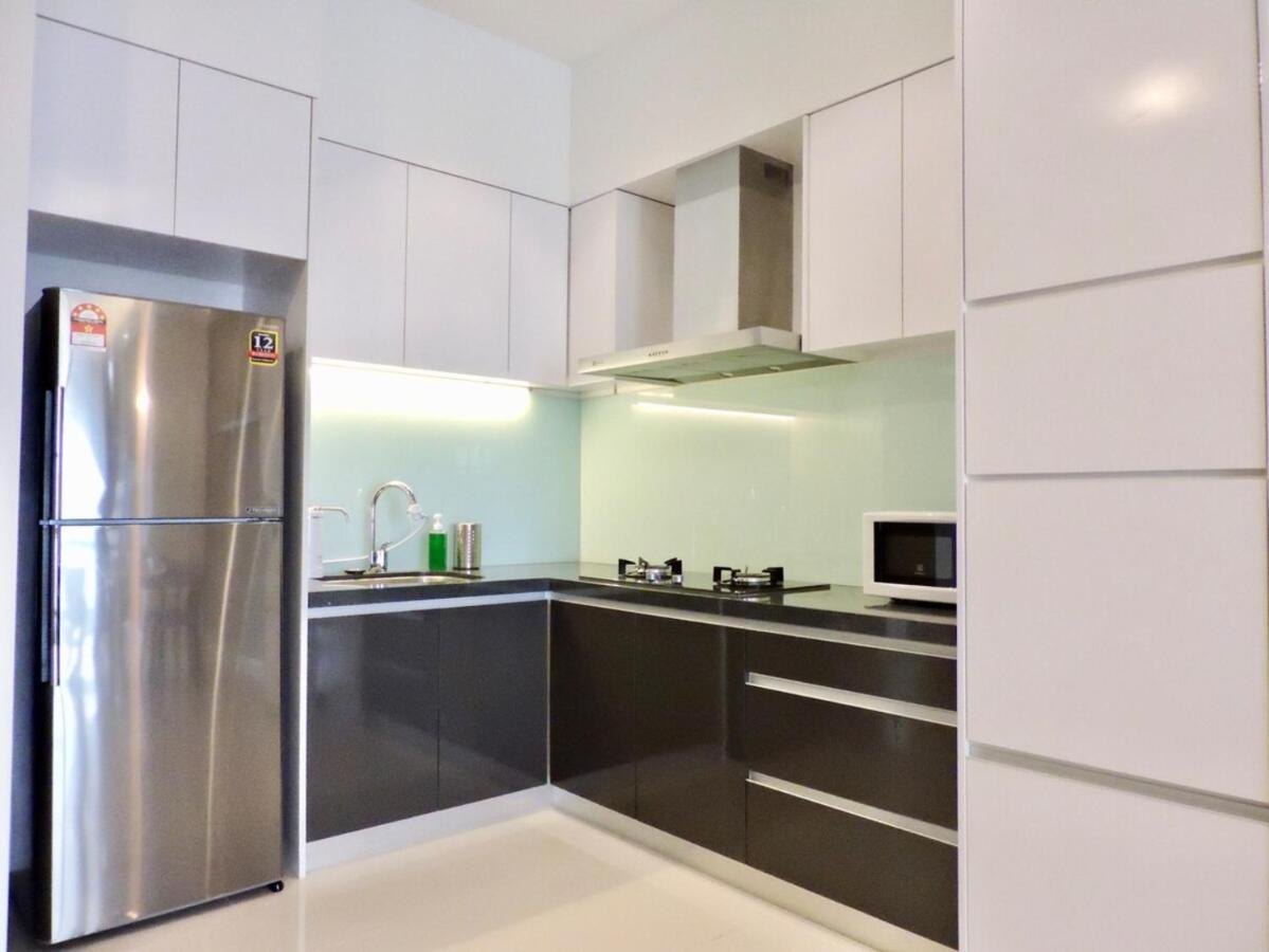 Apartment The Azure Residences