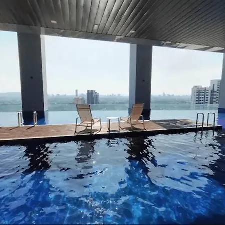 The Azure Residences Kampong Baharu Sungai Way Exterior photo